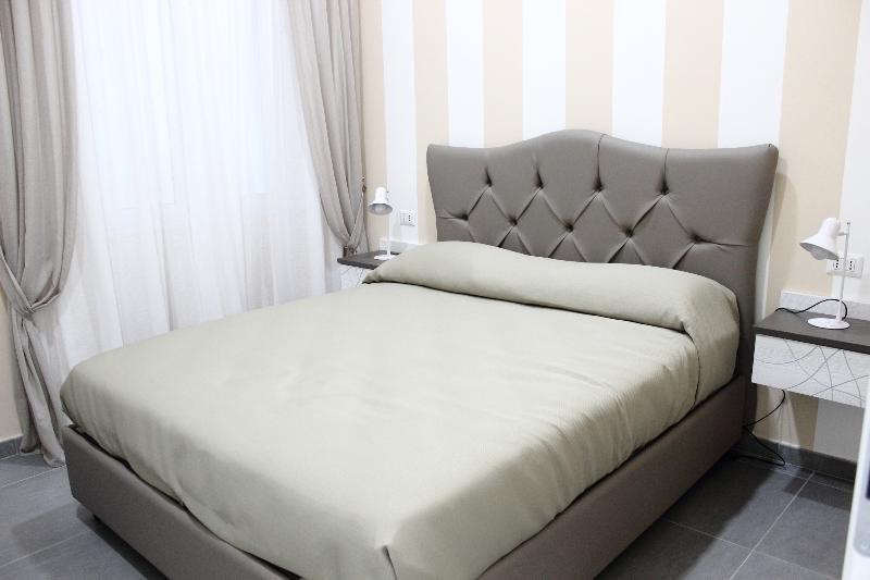 Palazzo San Vincenzo Bed and Breakfast Νάπολη Εξωτερικό φωτογραφία
